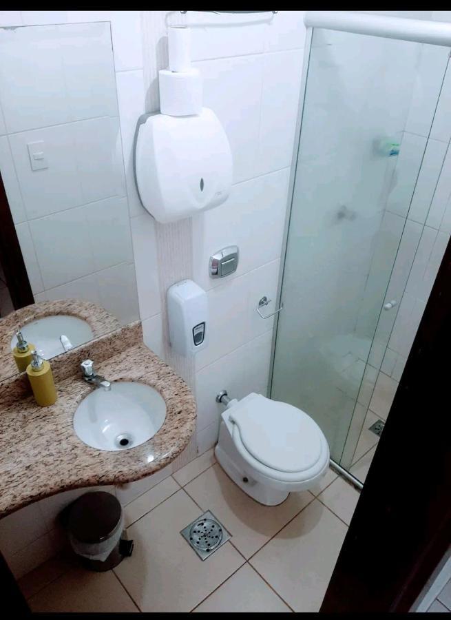 Ferienwohnung Quartos Privativos Marista Piscina Churrasqueira Goiânia Exterior foto